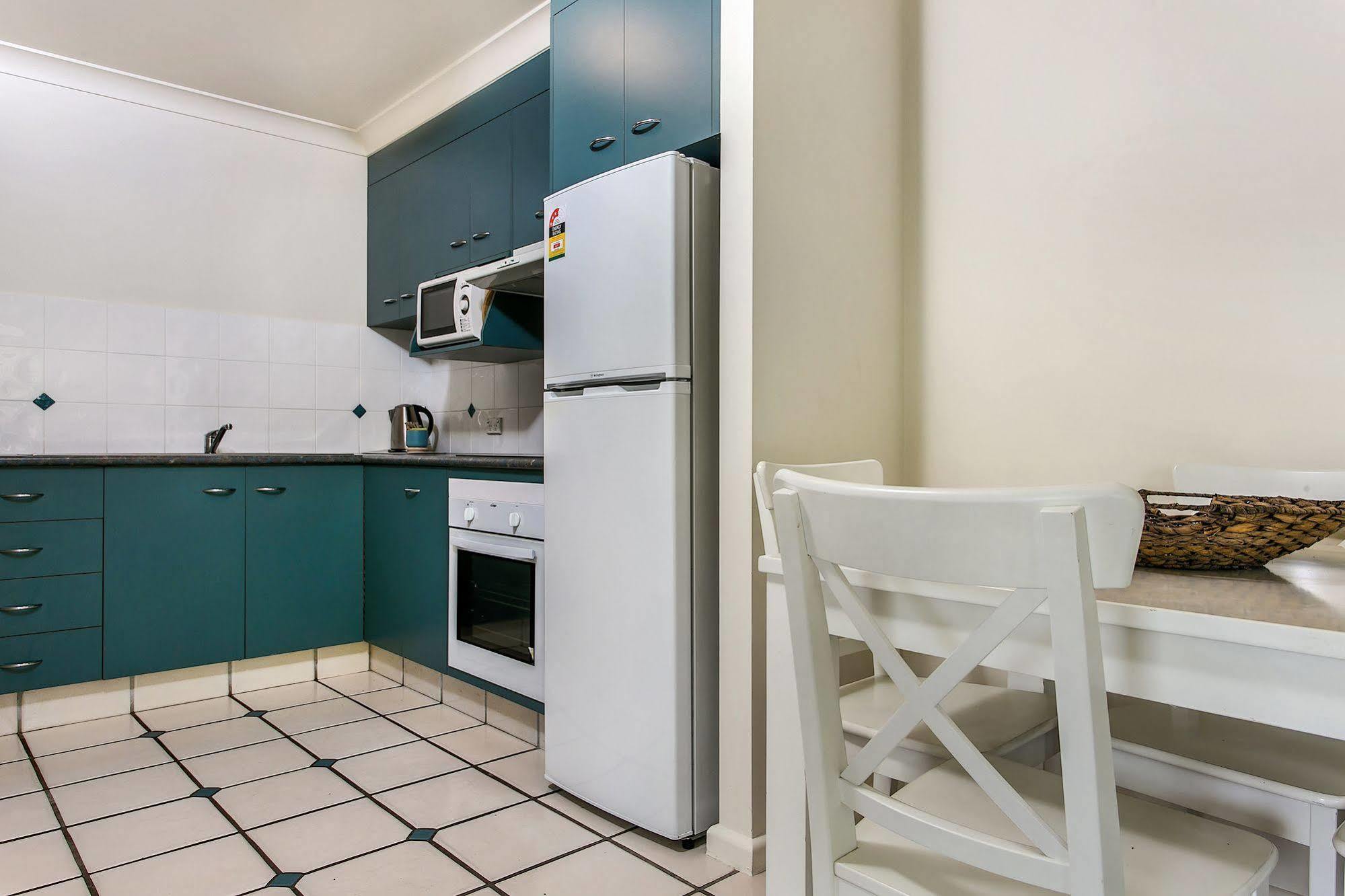 Beaches Apartments Байрън Бей Екстериор снимка